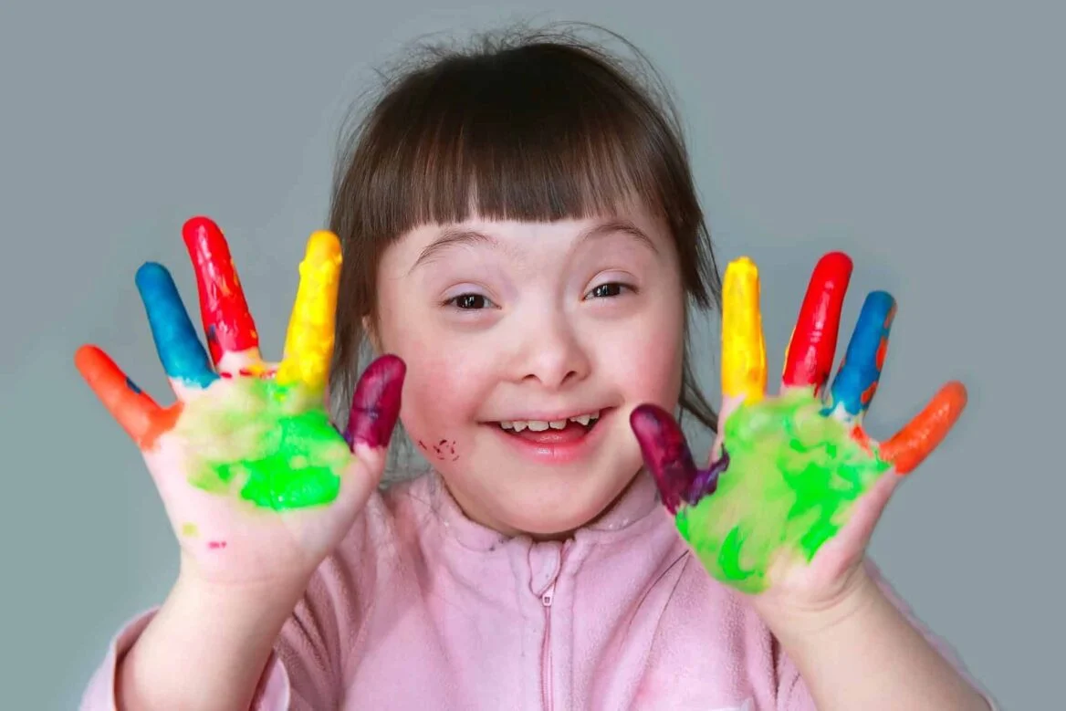 Down Sendromu Olan Çocuklar için Eğlenceli Sanatsal Faaliyetler