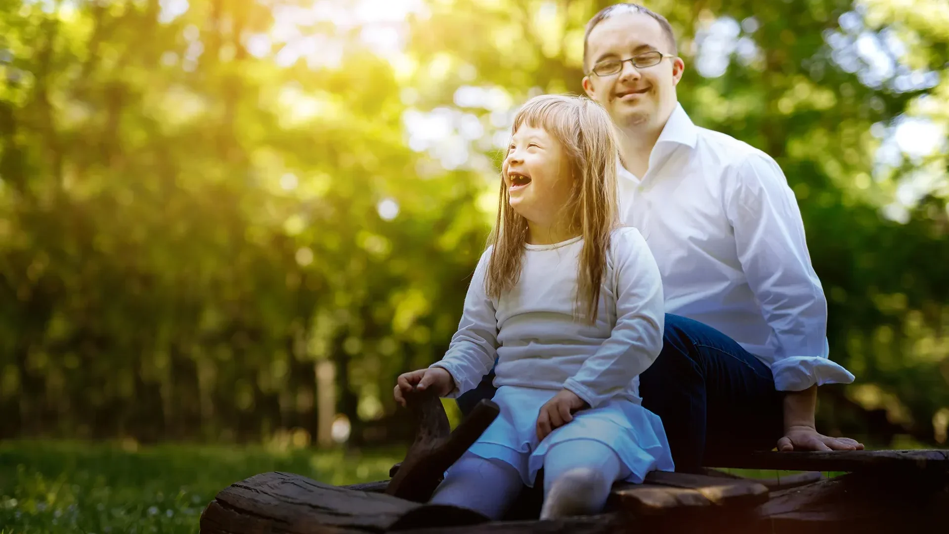 Down Sendromu Olan Çocuklar için Eğlenceli Sosyal Becerileri Geliştiren Grup Oyunları